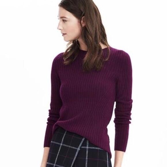 Banana Republic Filpucci Seamless Crew Sweater size XS Fine Knit Wool/Cashmere - Picture 2 of 10